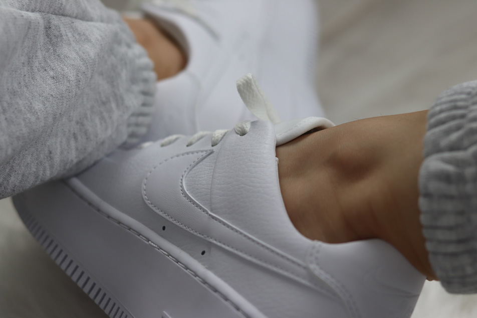 Comment nettoyer des baskets blanches Nike